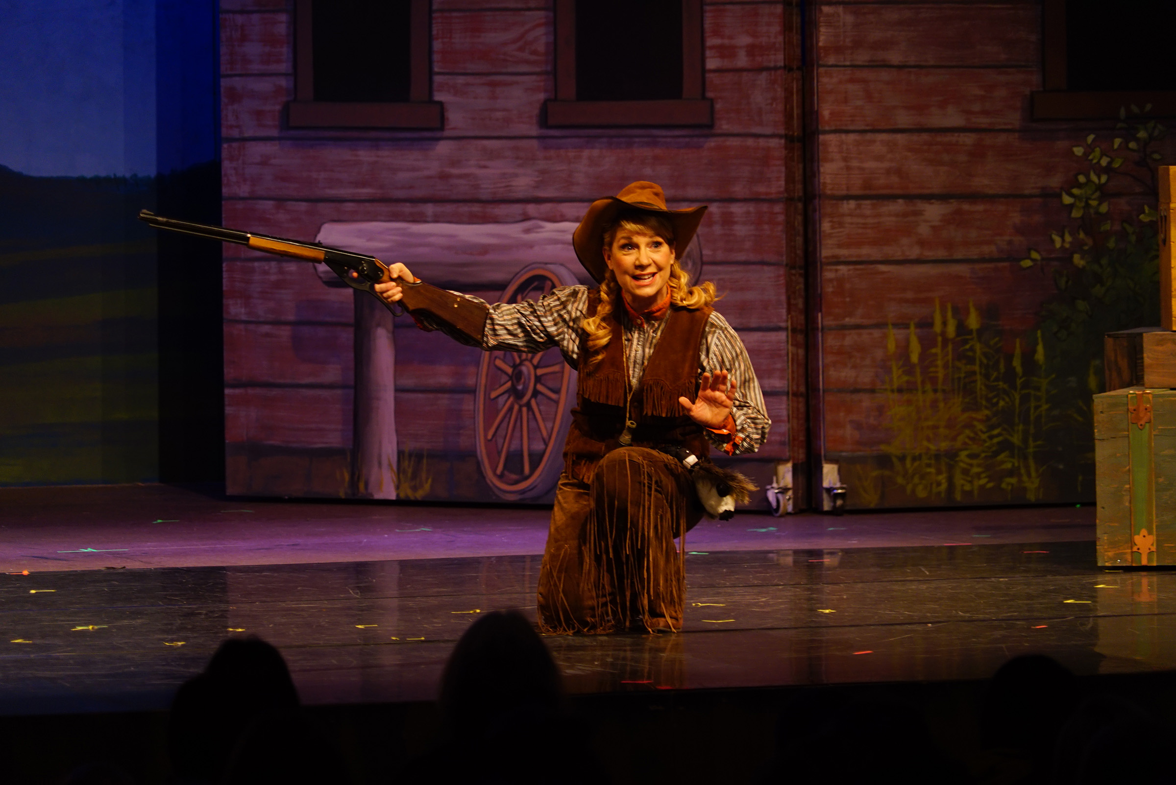 Need a pre-holiday break? Consider a trip to the Old West — to the musical, “Annie Get Your Gun” — that features great performances by a polished and enthusiastic troupe of singers and dancers