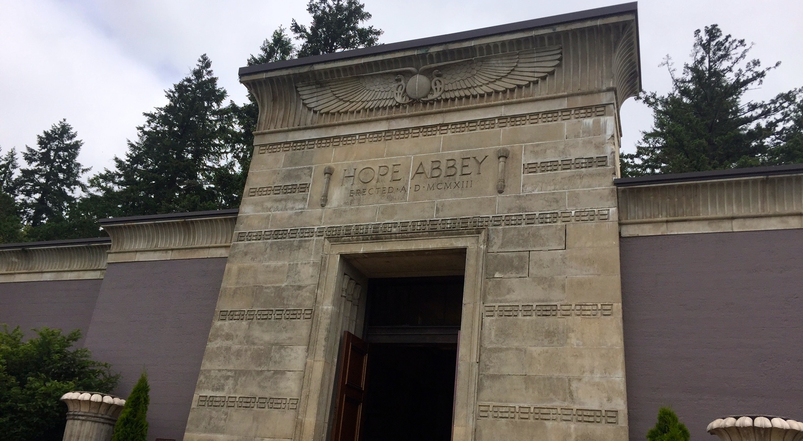 It’s “Music to Die For,” but don’t worry, it’s only a turn-of-phrase when you take in the concert on Sunday, June 25,at the Hope Abbey Mausoleum
